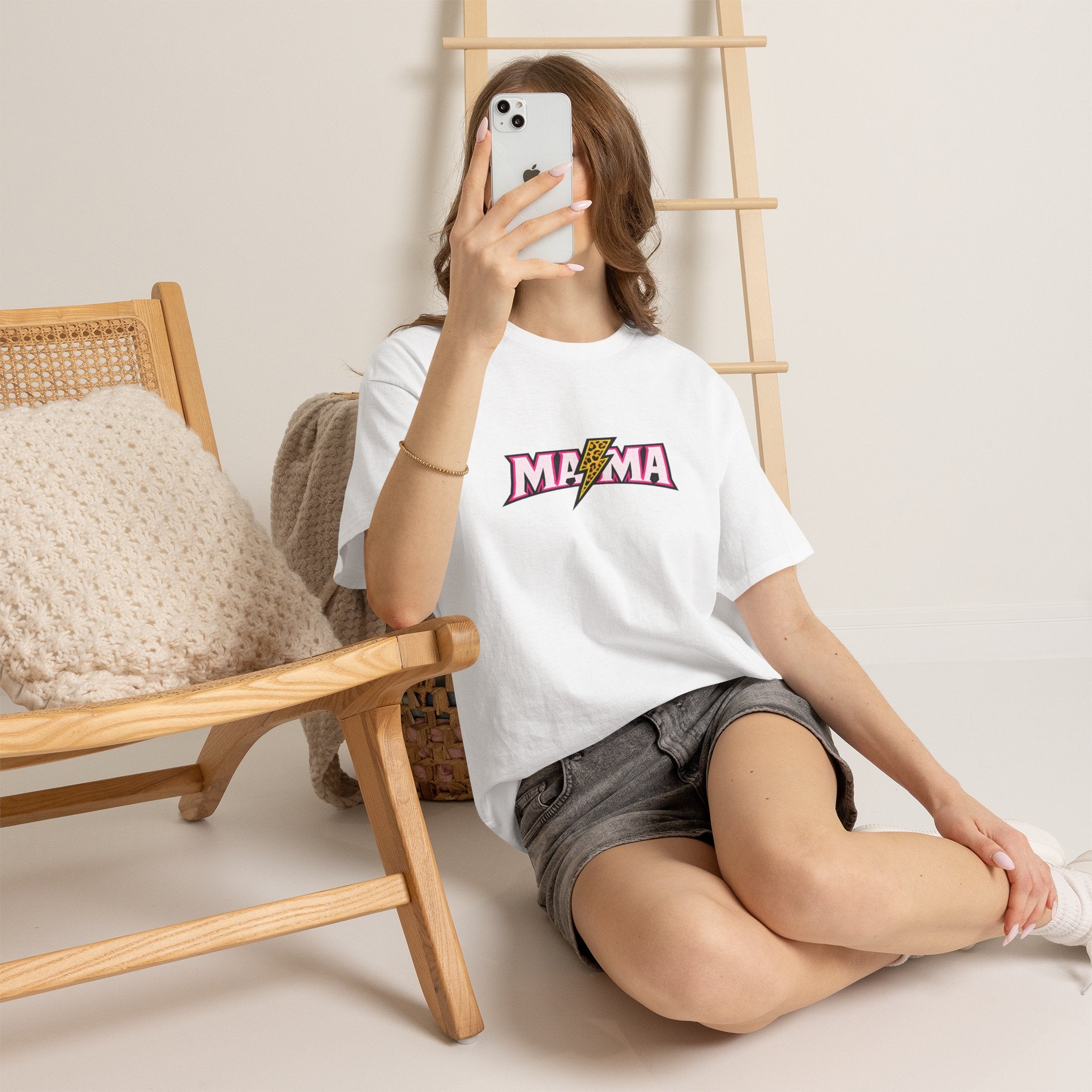 Mama Lightning Bolt Tee – Retro Rock Mom Graphic T-Shirt