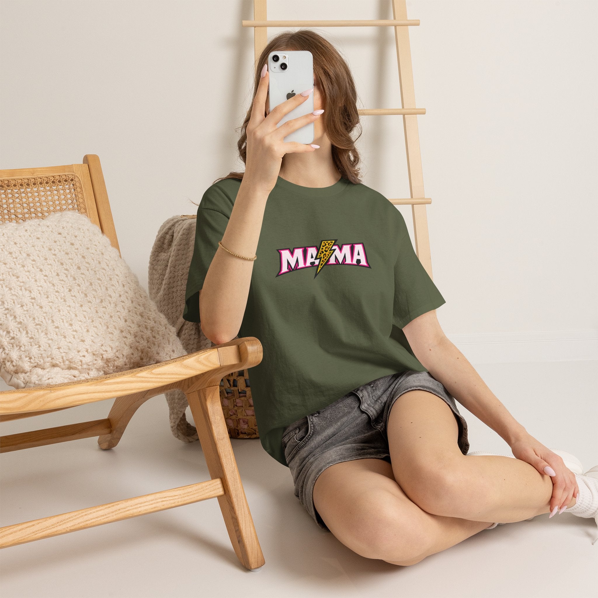 Mama Lightning Bolt Tee – Retro Rock Mom Graphic T-Shirt
